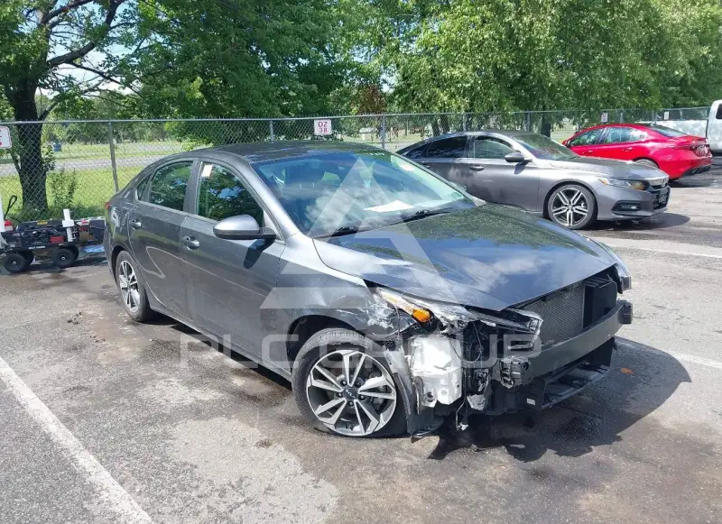 2024 KIA Forte photo