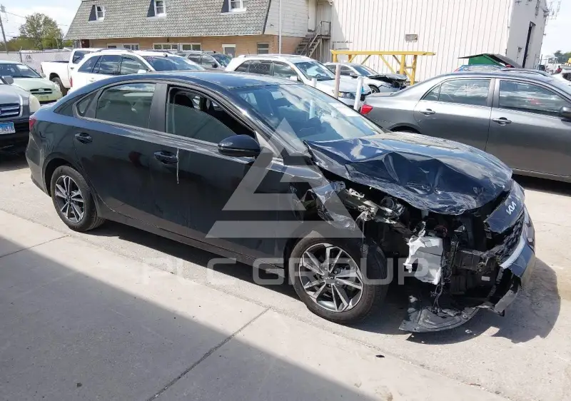 2024 KIA Forte фото