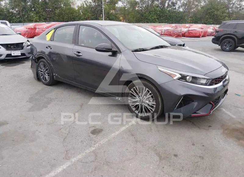 2024 KIA Forte фото
