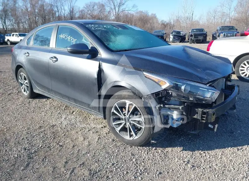 2024 KIA Forte фото