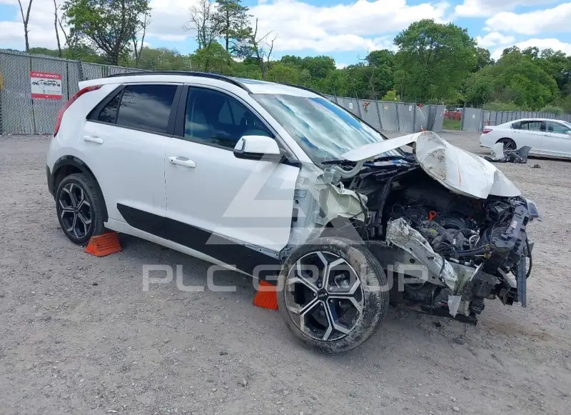 2024 KIA Niro фото