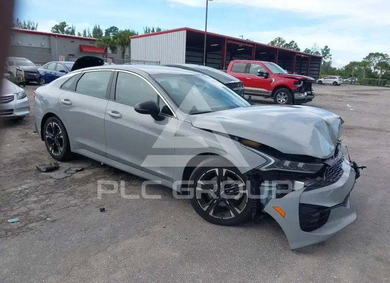 2024 KIA K5 фото
