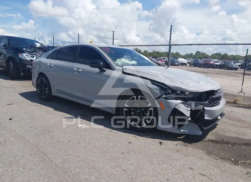 2024 KIA K5 photo