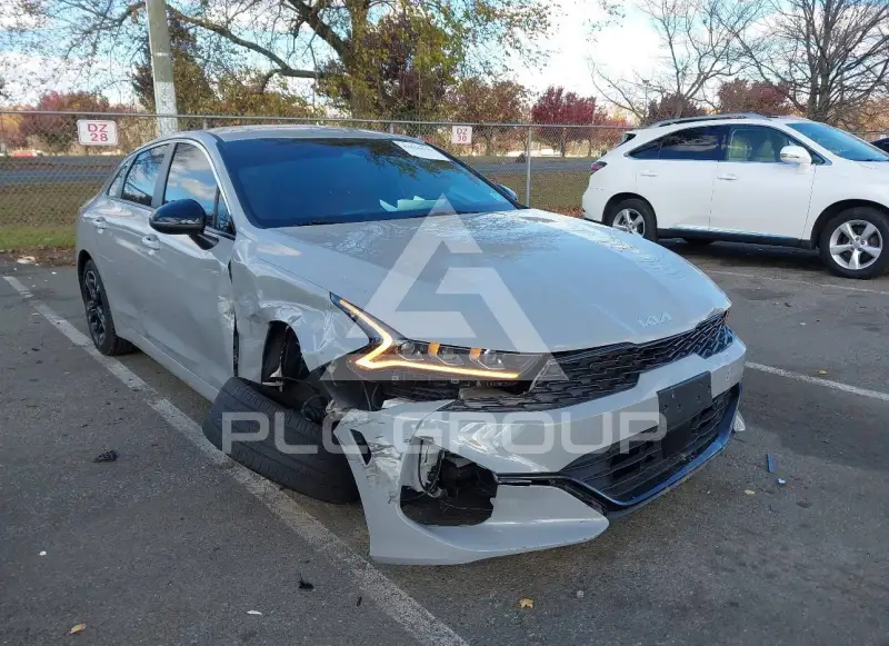 2024 KIA K5 photo