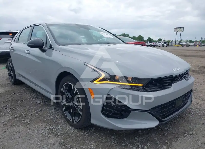 2024 KIA K5 фото