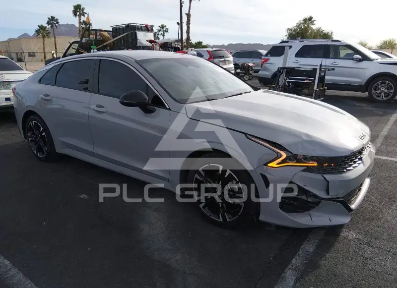 2024 KIA K5 фото