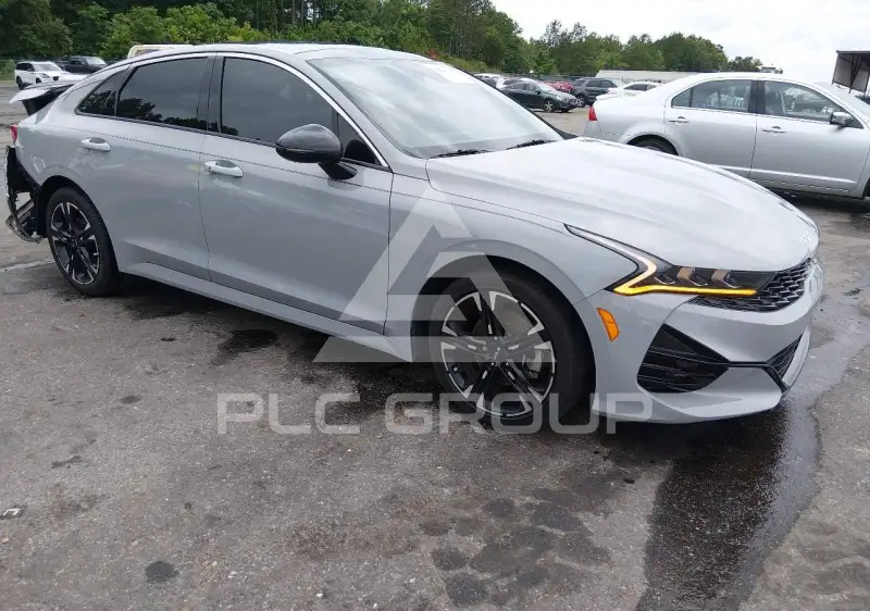 2024 KIA K5 photo