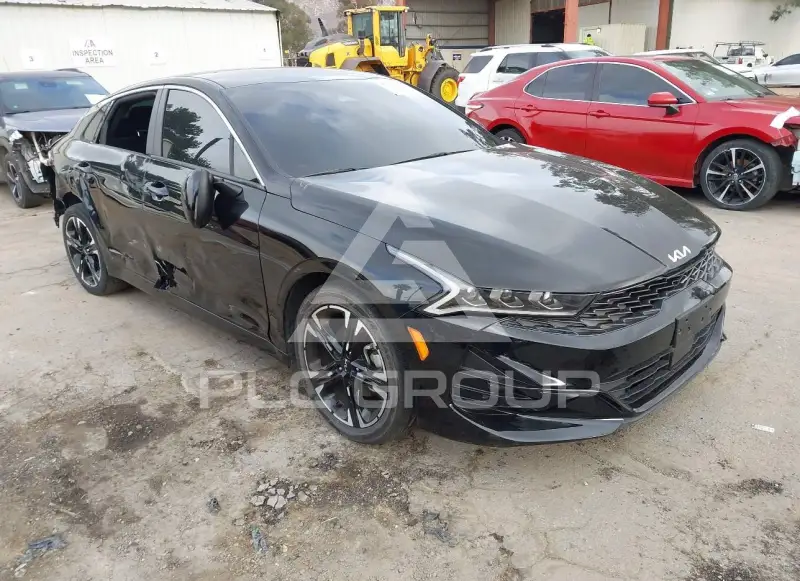 2024 KIA K5 фото