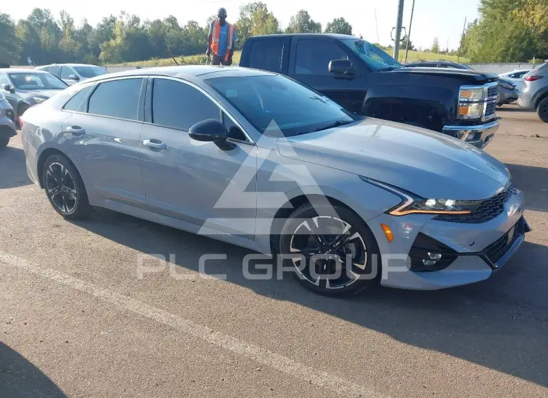 2024 KIA K5 photo