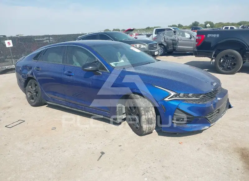 2024 KIA K5 photo