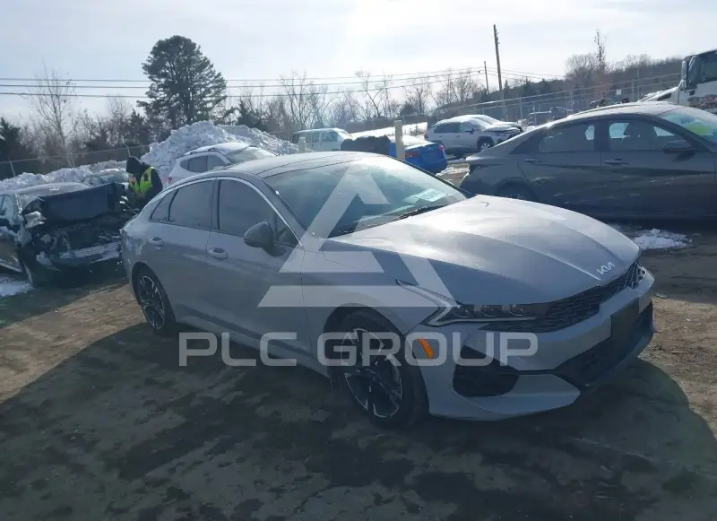 2024 KIA K5 фото