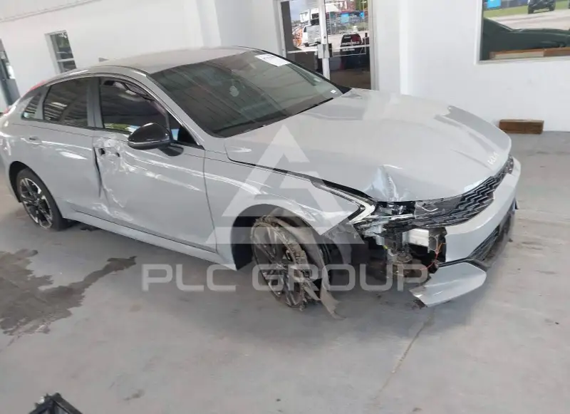 2024 KIA K5 фото