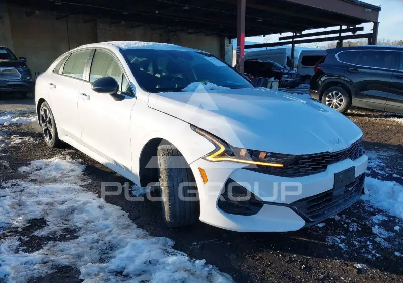 2024 KIA K5 фото
