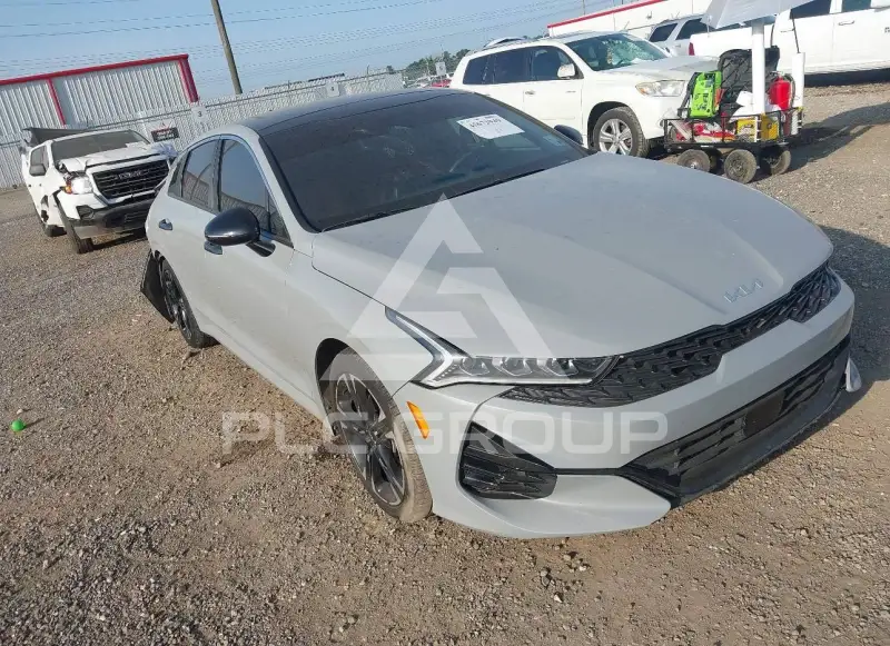 2024 KIA K5 фото