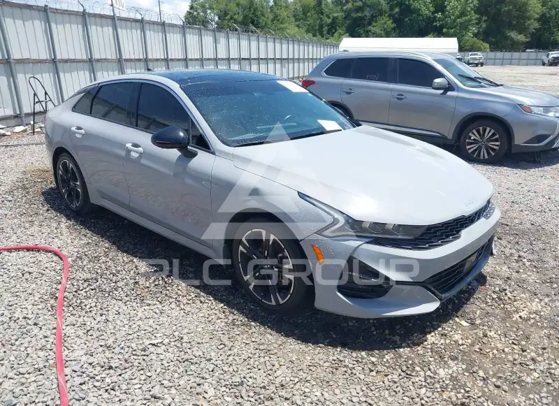 2024 KIA K5 фото