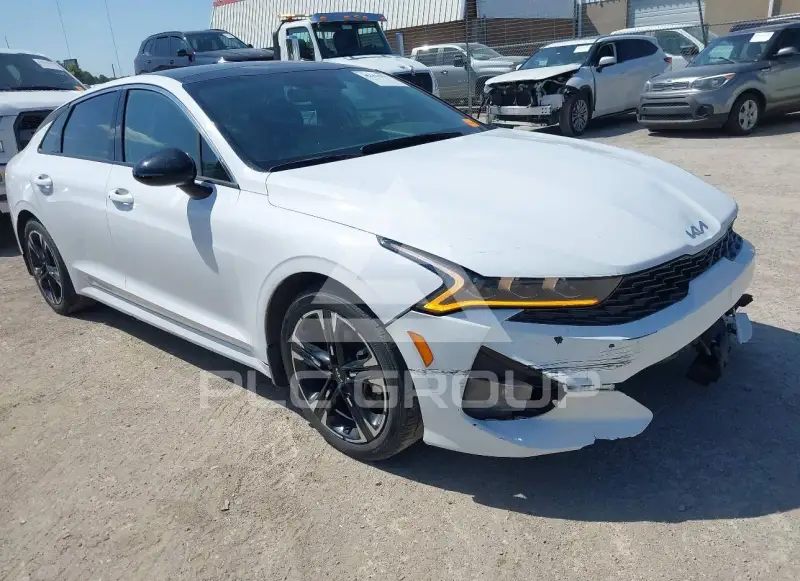 2024 KIA K5 фото