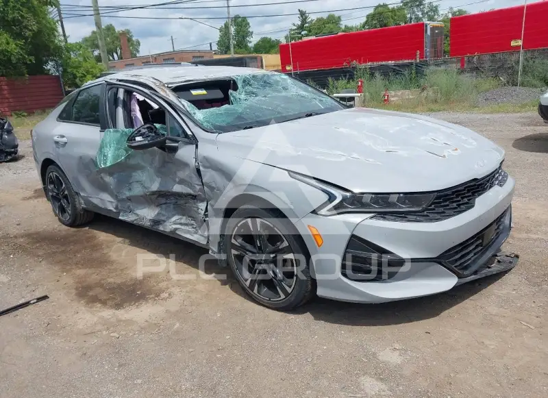 2024 KIA K5 фото