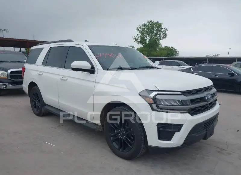 2024 Ford EXPEDITION photo