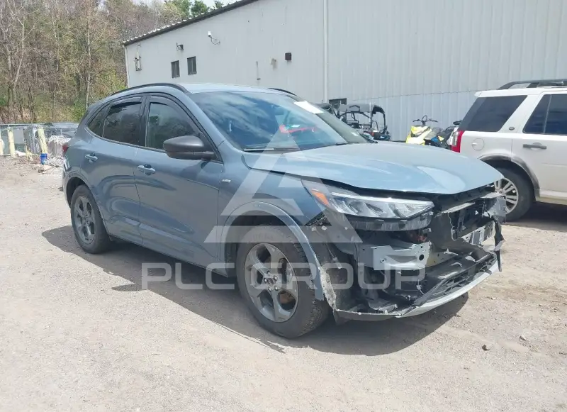 2024 Ford ESCAPE photo