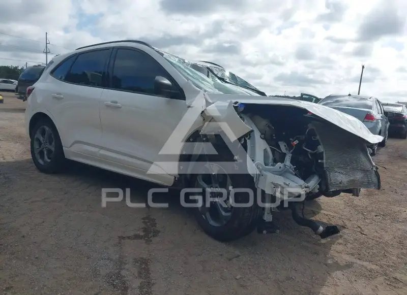 2024 Ford ESCAPE фото