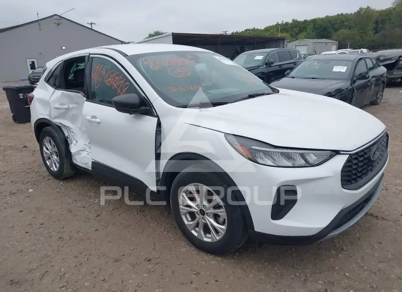 2024 Ford ESCAPE photo