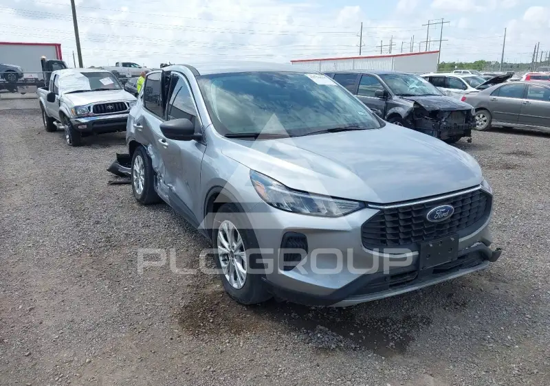 2024 Ford ESCAPE photo