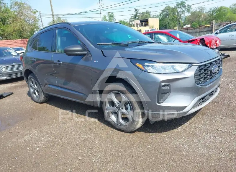 2024 Ford ESCAPE photo
