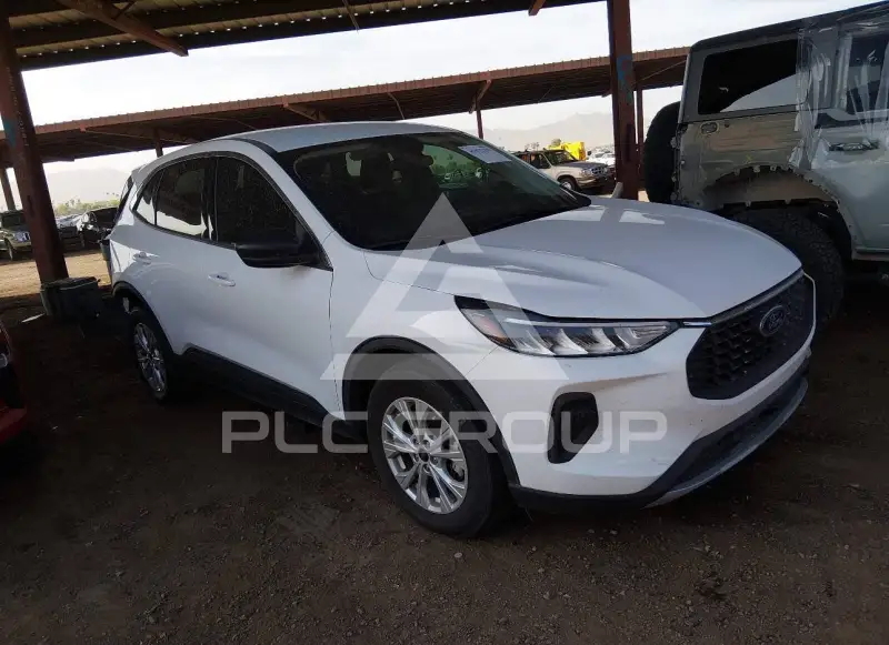 2024 Ford ESCAPE photo