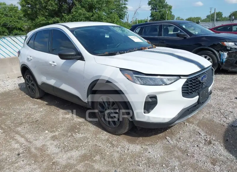 2024 Ford ESCAPE фото