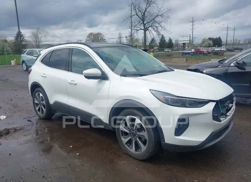 2024 Ford ESCAPE фото