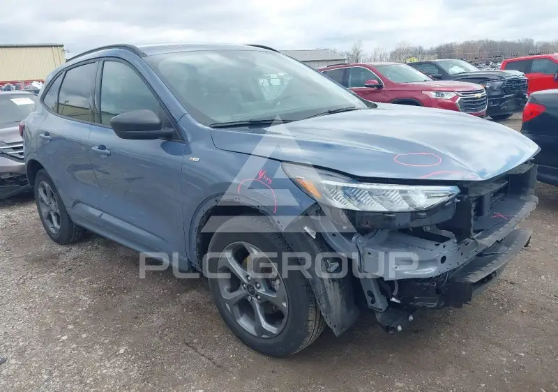 2024 Ford ESCAPE фото