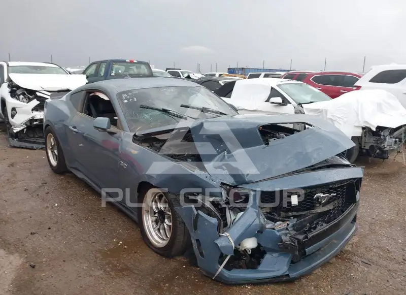 2024 Ford MUSTANG photo