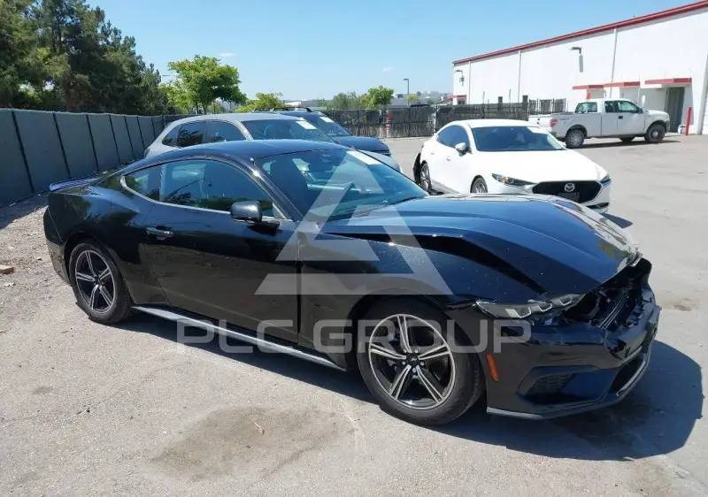 2024 Ford MUSTANG photo