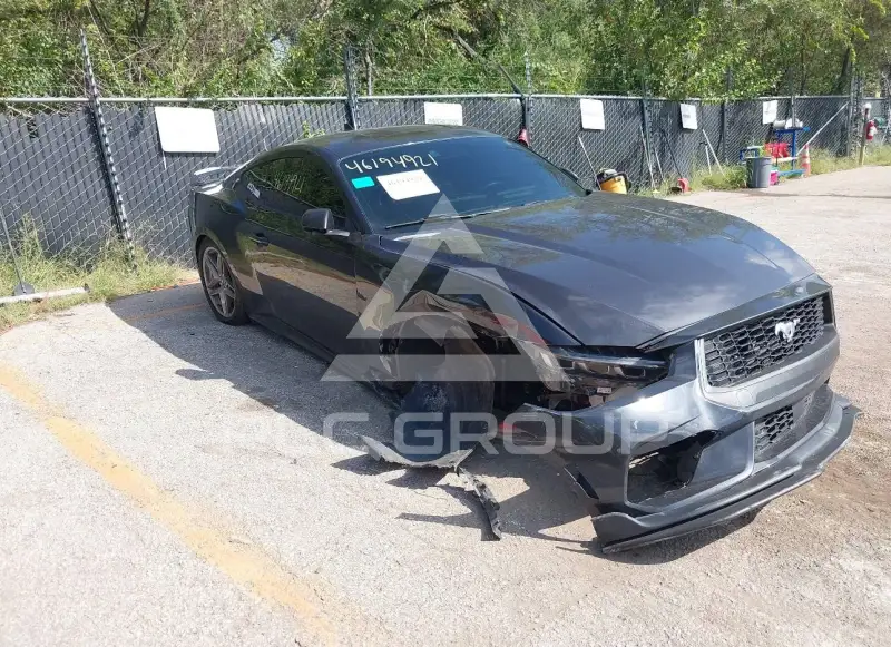 2024 Ford MUSTANG фото