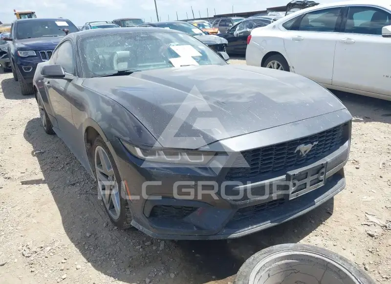 2024 Ford MUSTANG photo