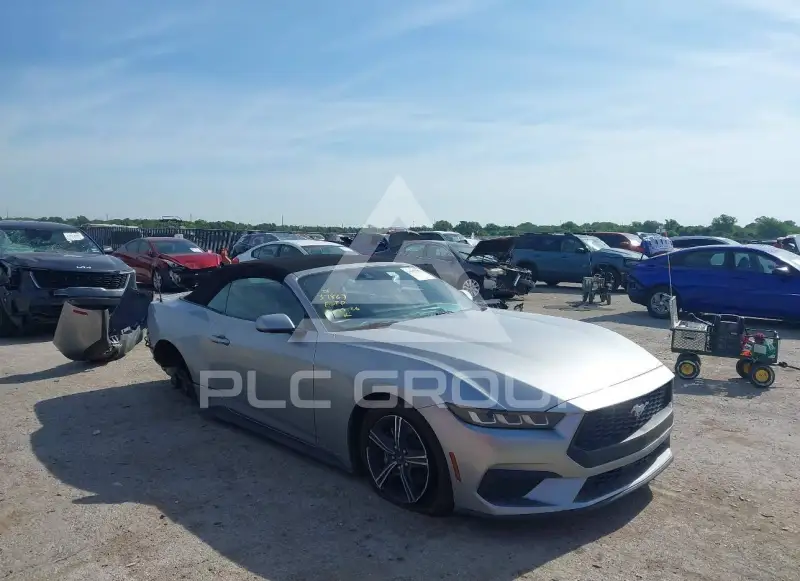 2024 Ford MUSTANG photo