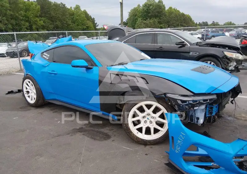 2024 Ford MUSTANG photo
