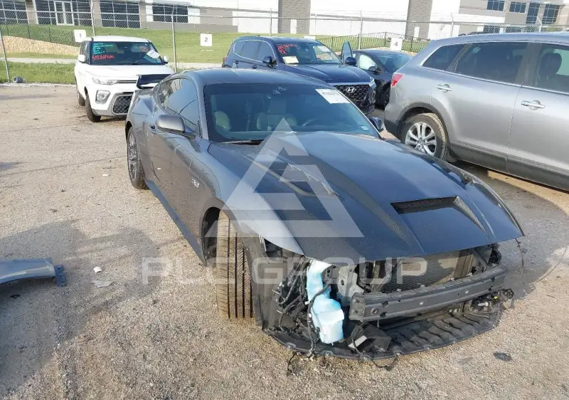 2024 Ford MUSTANG фото