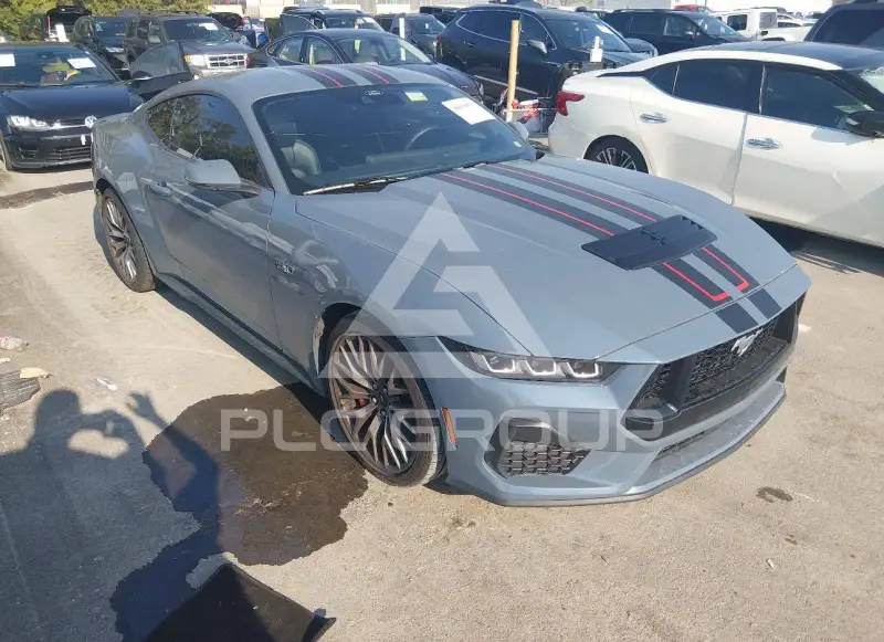 2024 Ford MUSTANG фото