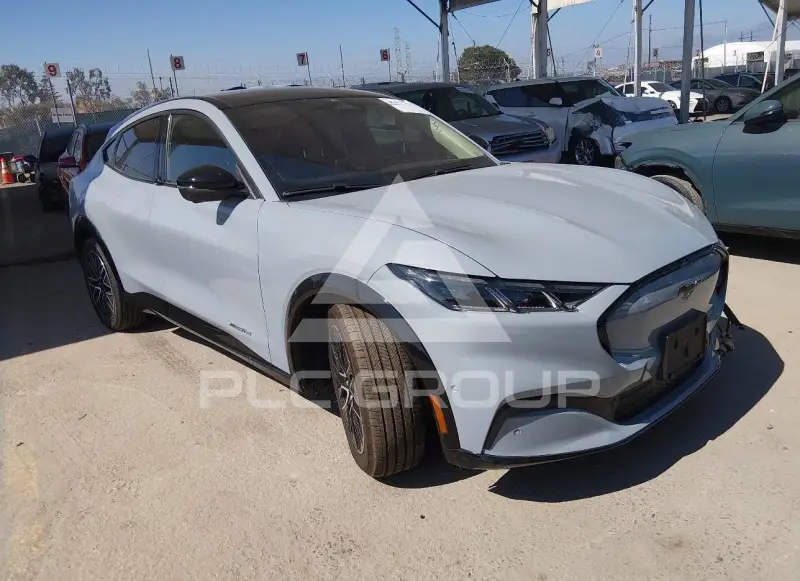 2024 Ford MUSTANG фото
