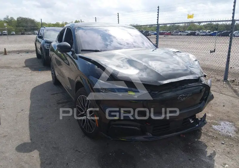 2024 Ford MUSTANG фото