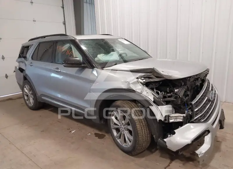 2024 Ford EXPLORER фото