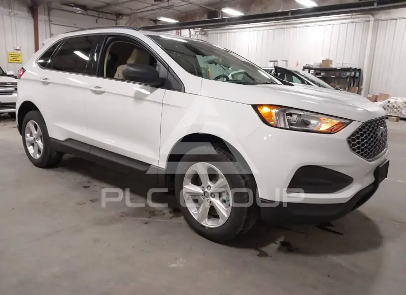 2024 Ford EDGE photo