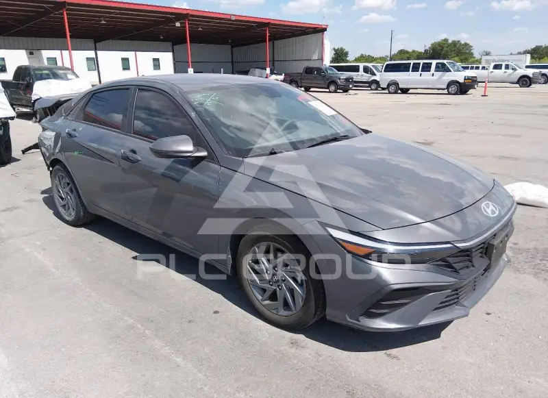2024 Hyundai Elantra фото