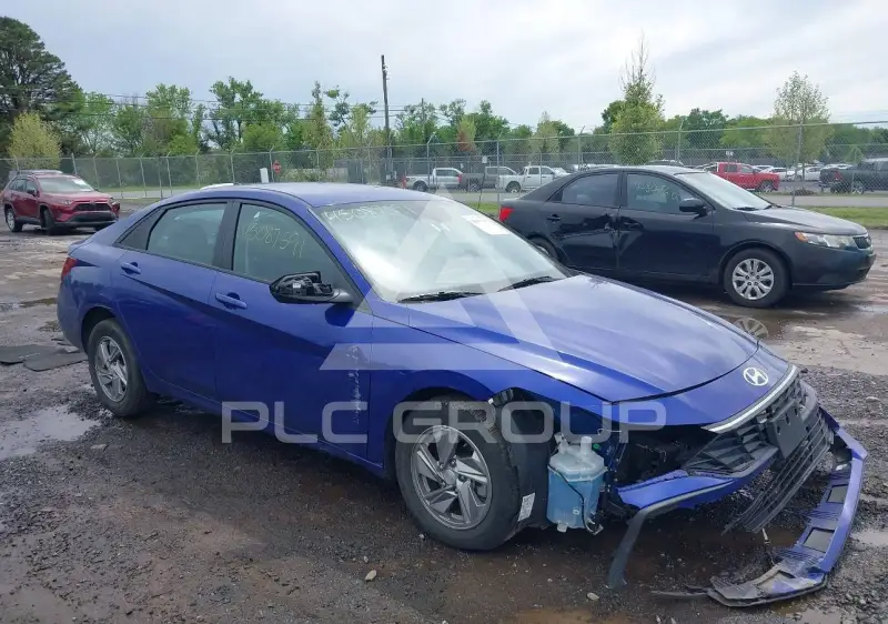 2024 Hyundai Elantra фото