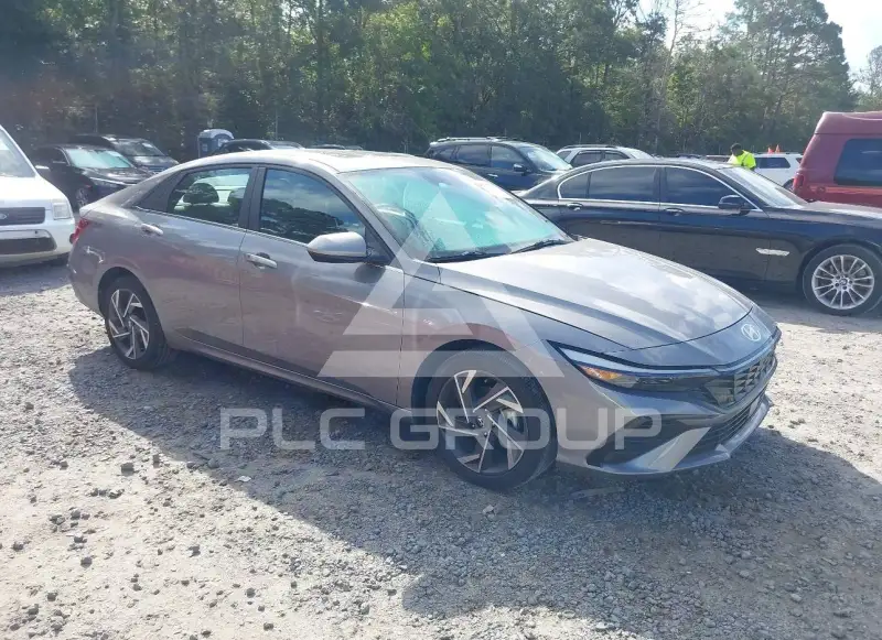 2024 Hyundai Elantra фото
