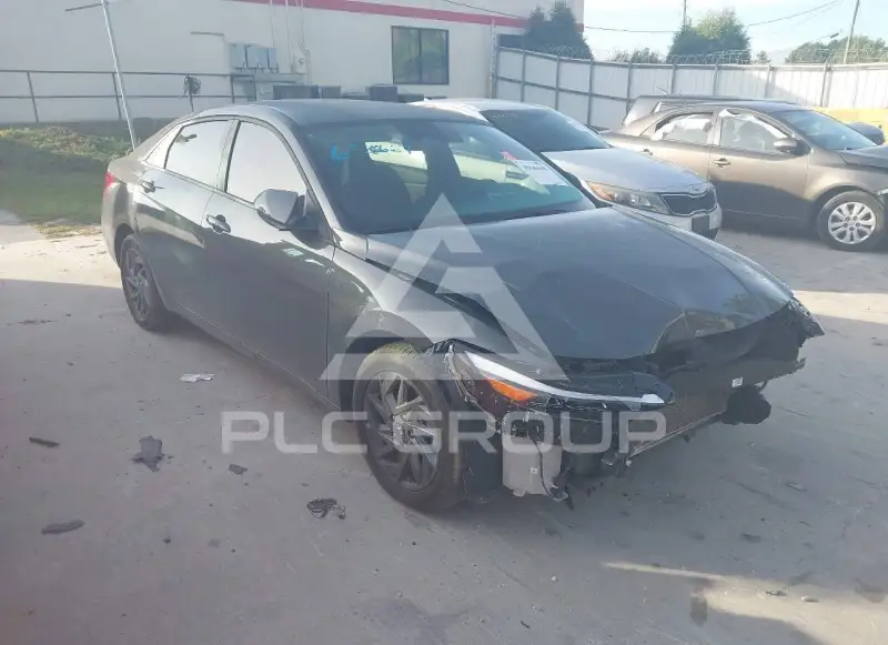 2024 Hyundai Elantra photo