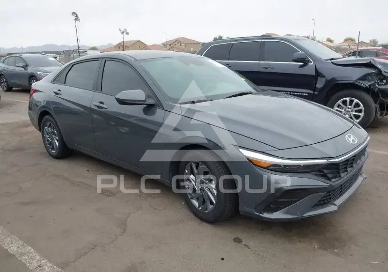 2024 Hyundai Elantra фото