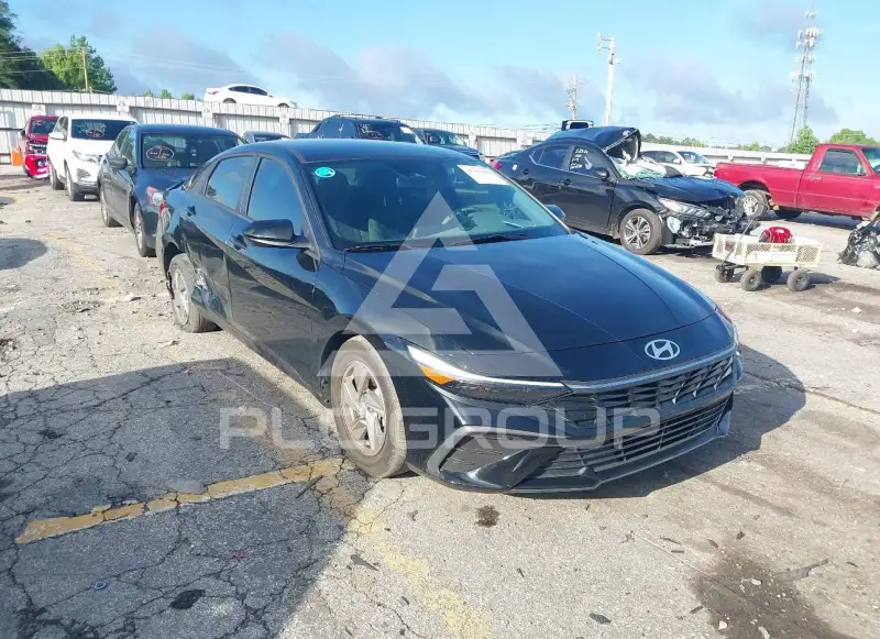 2024 Hyundai Elantra фото