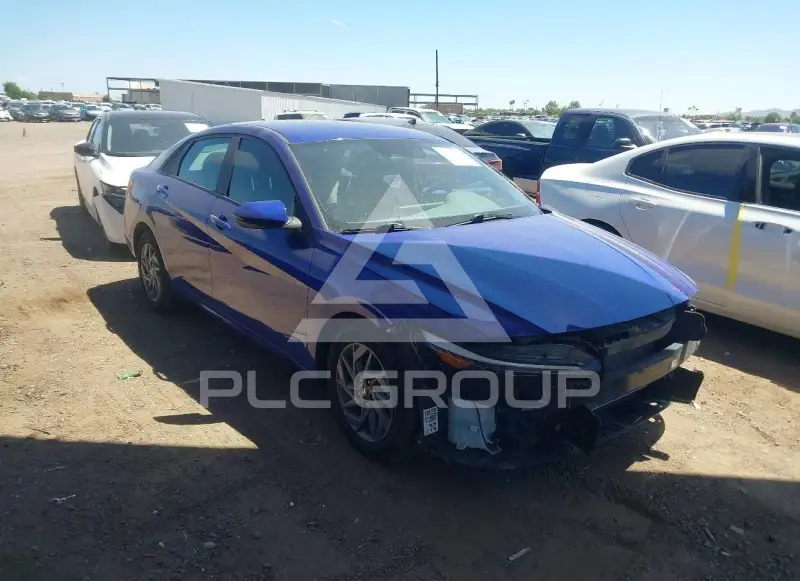 2024 Hyundai Elantra фото